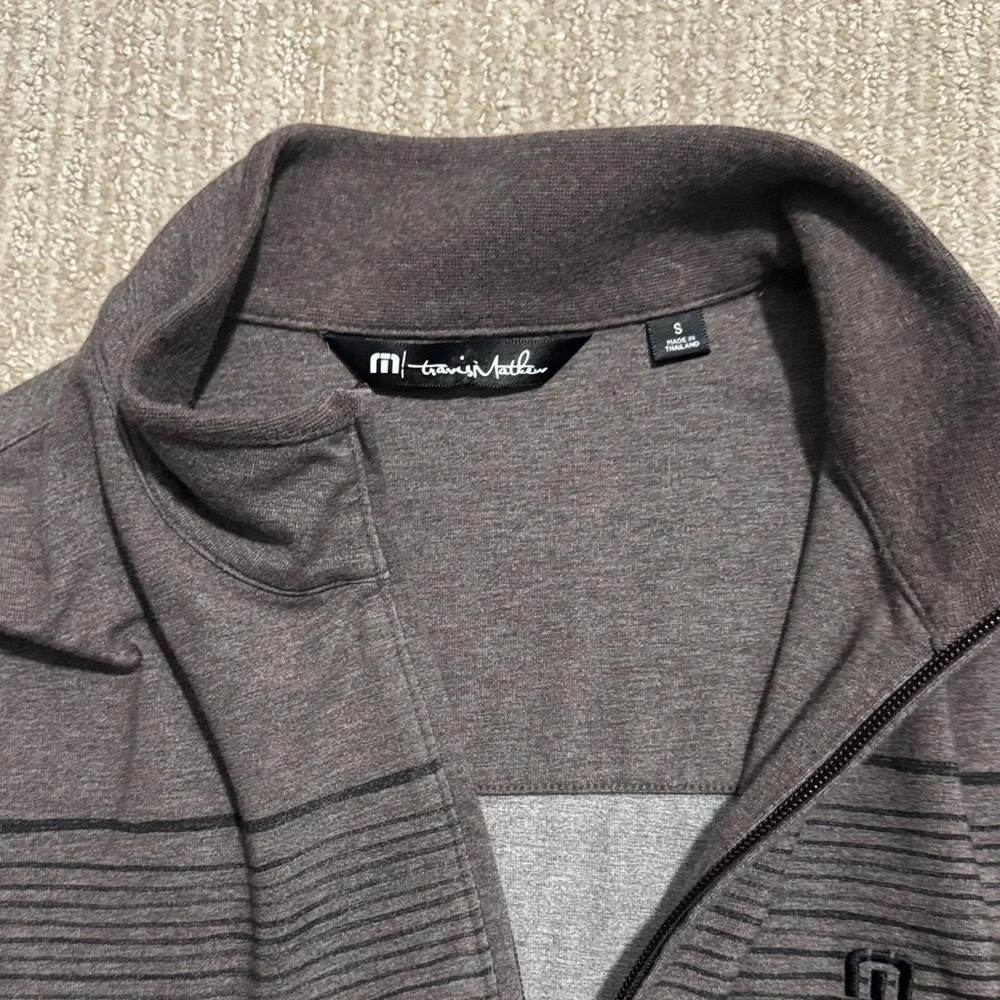 Travis Mathew Men's Size S Coffee Brown Smoke Signals 1/2 Zip Golf Sweatshirt
